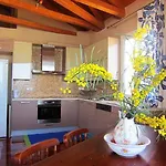 Apartament Seaview Kaposantes *