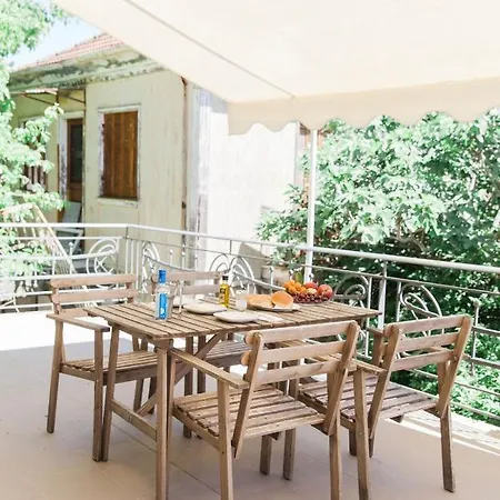 Seaview Kaposantes Lefkada City
